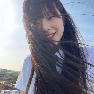 接近无限的白